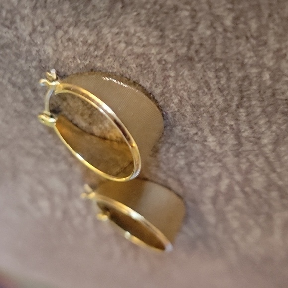 Goldtone Matte Brushed Wide Huggie Hoop Earrings - Picture 3 of 6